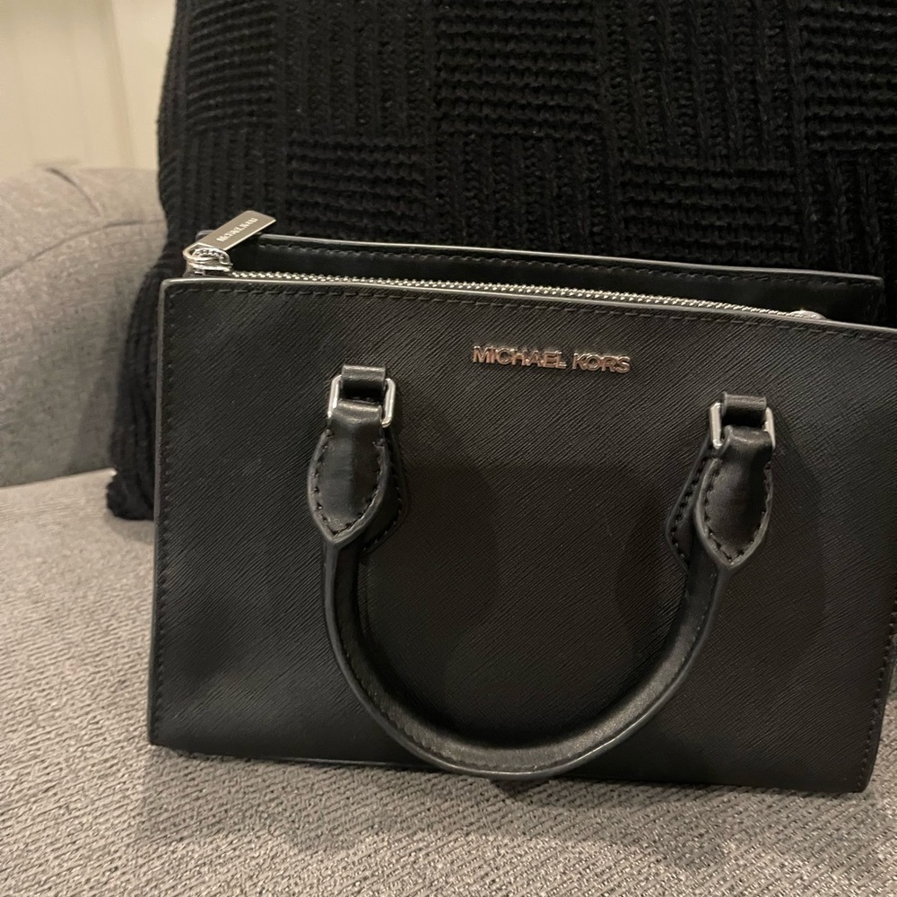 Michael Kors Elegant Black Satchel